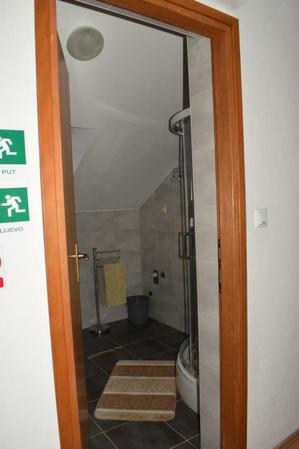 Apartment Silvia Slunj Esterno foto